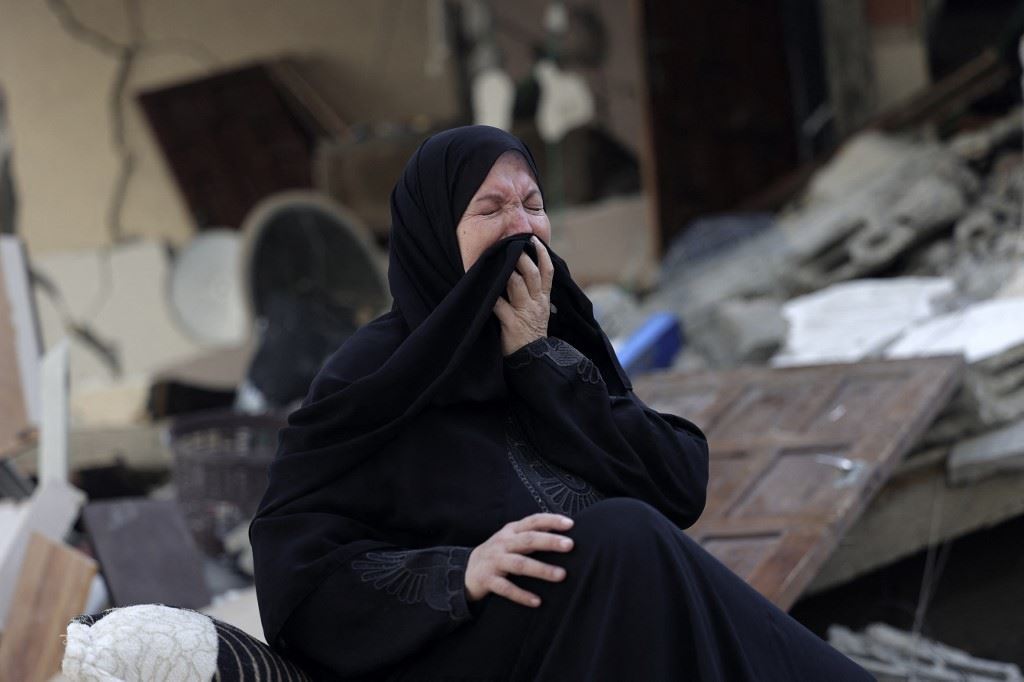 غزّة "تحت النار" لليوم الثالث... إدانات دولية وعربية وسقوط 32 فلسطينياً بينهم أطفال (صور وفيديو)