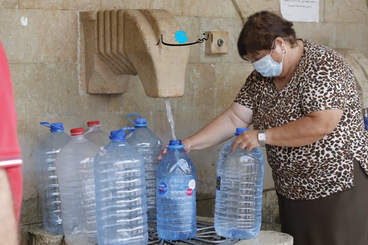 أزمة مياه في بلدة أنصار الجنوبية... ثمن "النقلة" 600 ألف ليرة والأهالي يناشدون