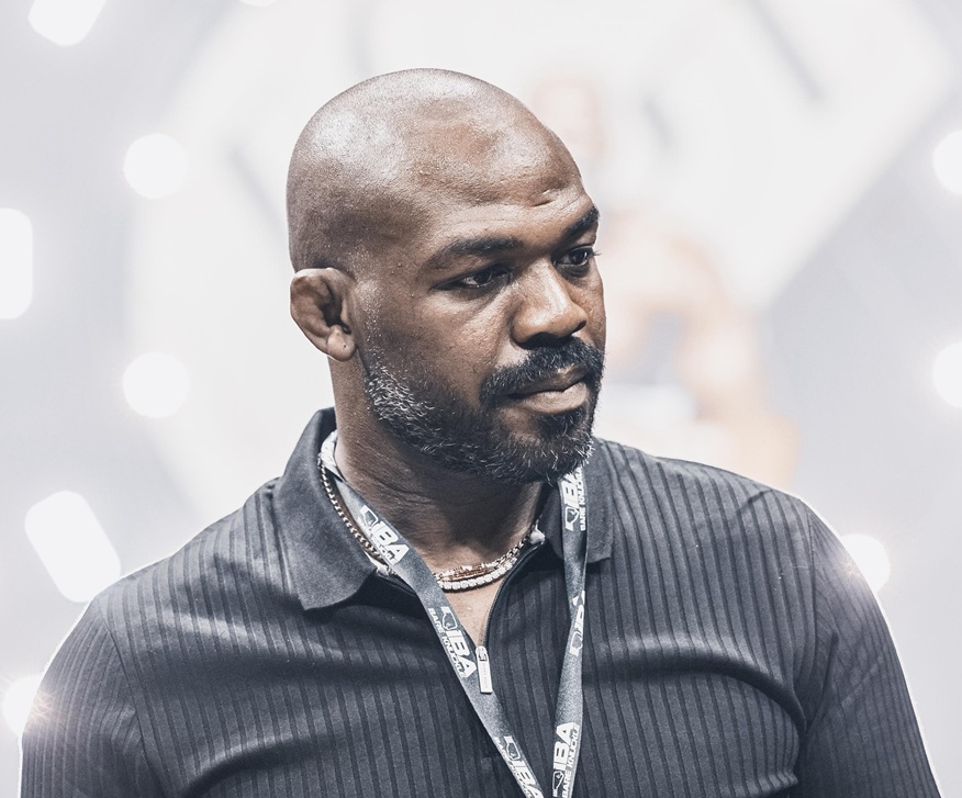 أسطورة الفنون القتالية المختلطة الأميركي جون جونز. (وكالات)