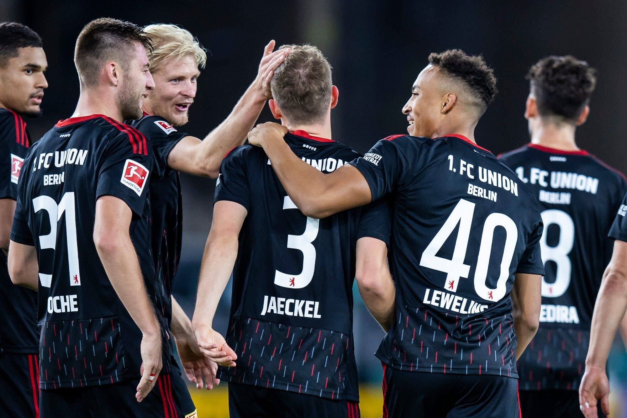 أونيون برلين ينفرد بالصدارة