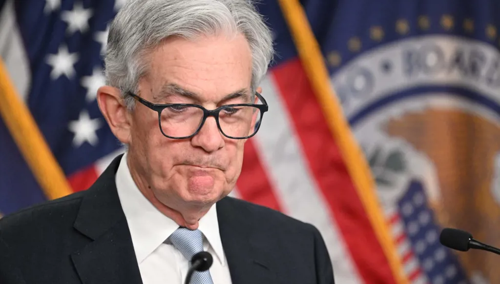 مواجهة غير مسبوقة بين ترامب والفيدرالي… استدعاء قضائي يطال جيروم باول ويهز الأسواق