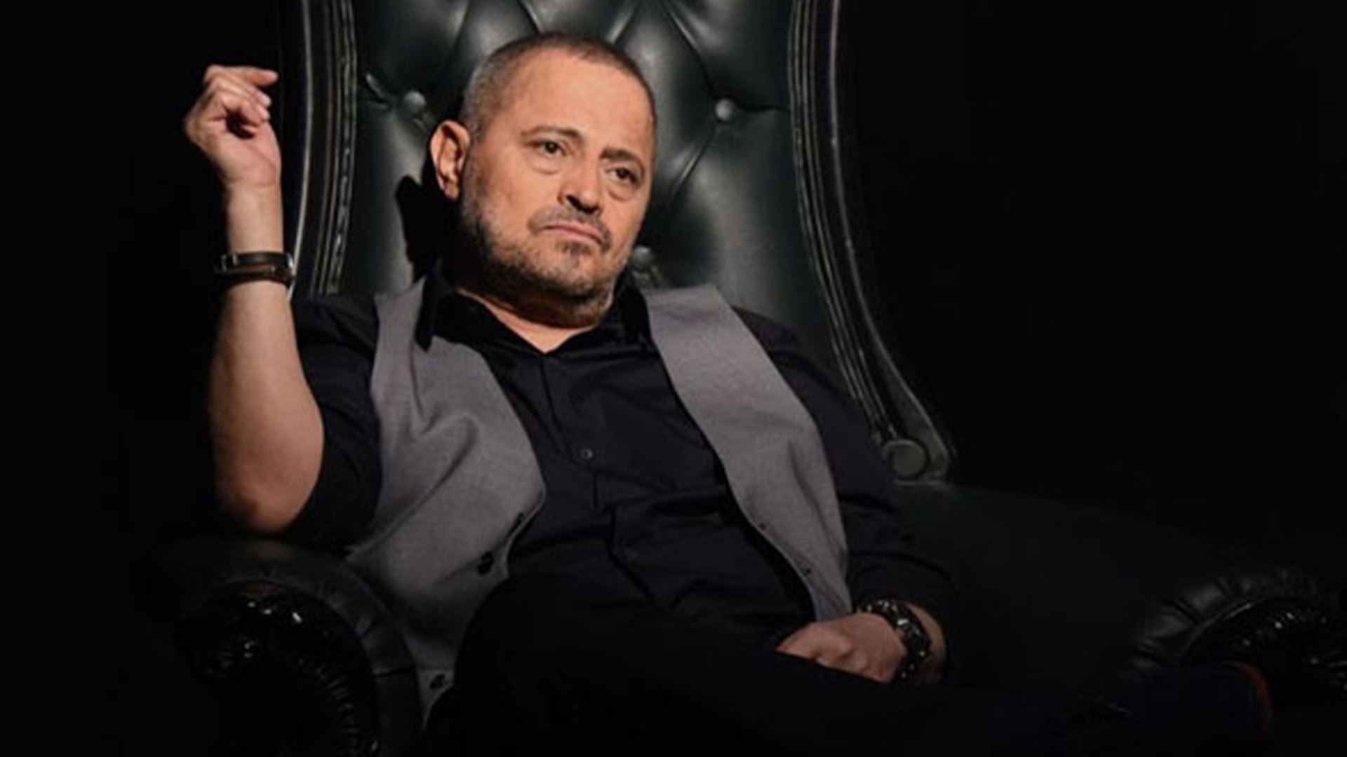 سلطان الطرب جورج وسوف يبدى حبه لسائقي الحافلات
