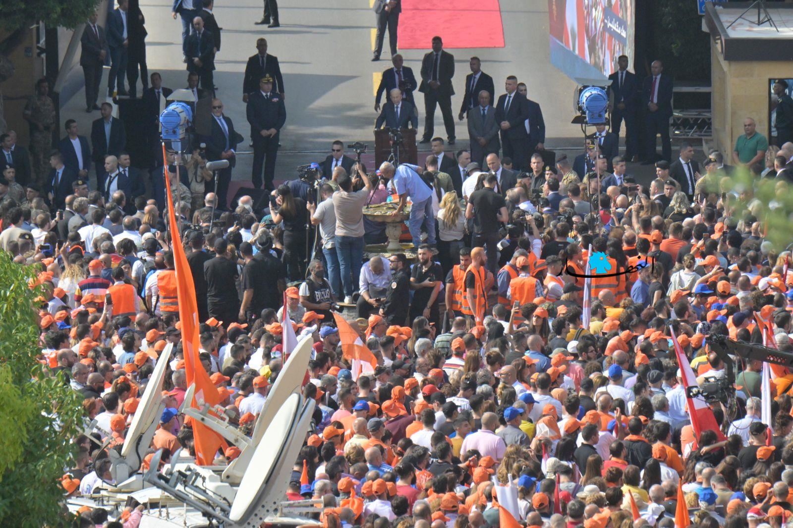 "الرئيس السابق"... وتشرين!