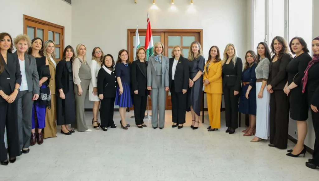 الهيئة الوطنية لشؤون المرأة تعقد اجتماعها الأول برئاسة اللبنانية الأولى نعمت عون