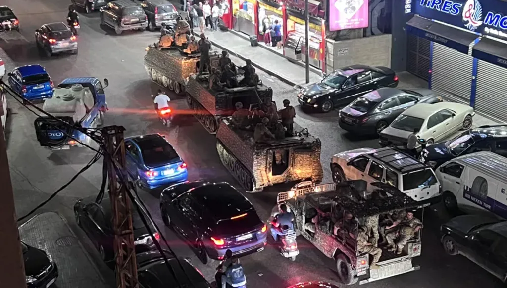 الجيش ينتشر في عائشة بكار (نبيل اسماعيل)