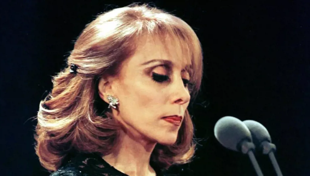 فيروز... ساكنة القلوب