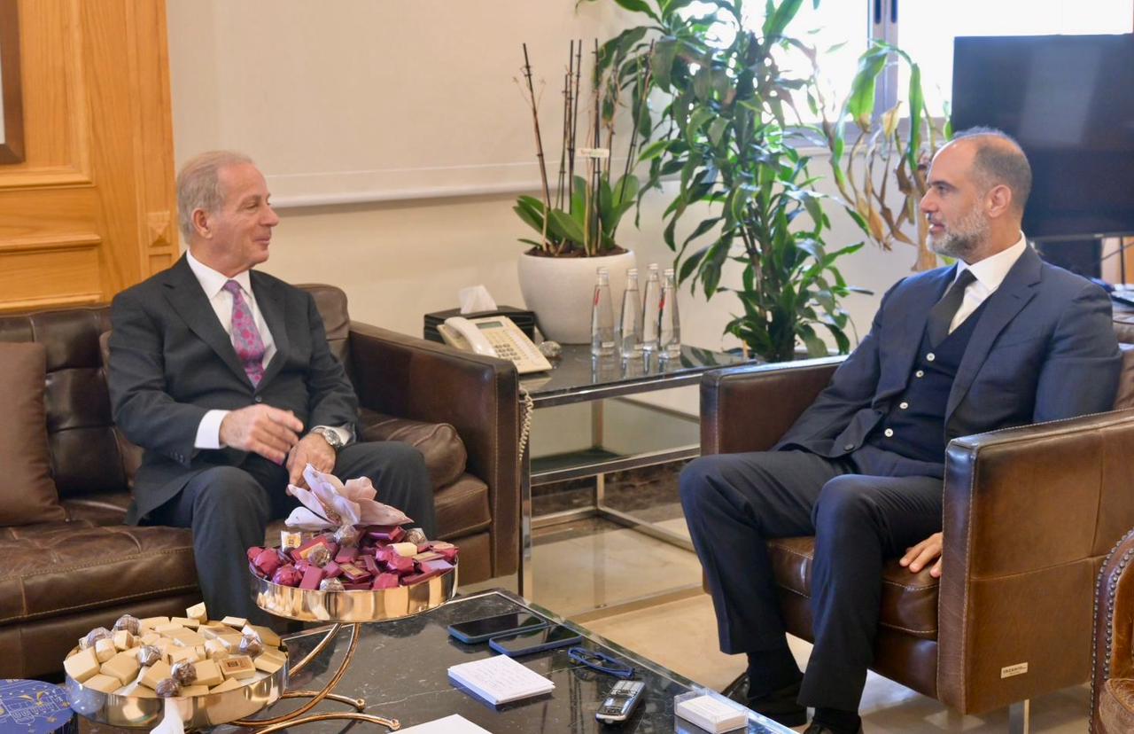 السفير الاميركي ووزير النقل فايز رسامني (السفارة الاميركية)