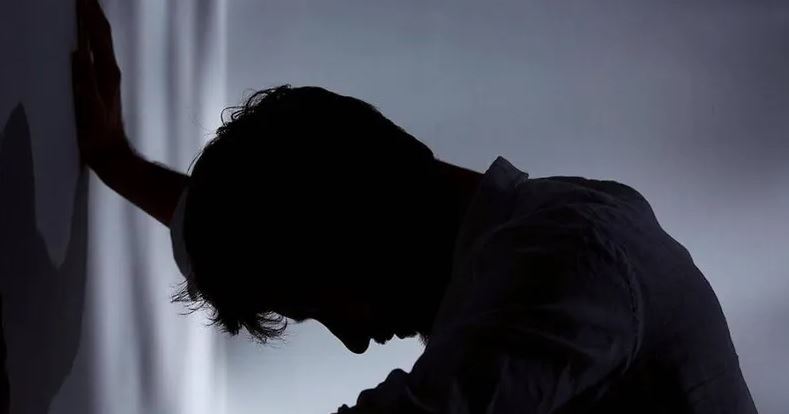 انتحار مدرّس في بث مباشر على "فايسبوك"