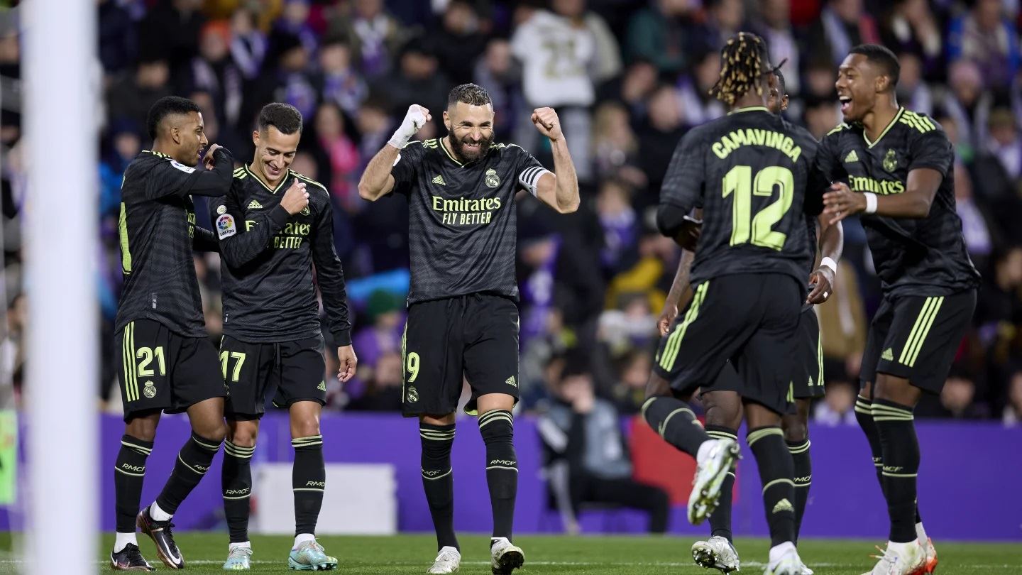 اختباران صعبان لبرشلونة وريال مدريد ضد أتلتيكو مدريد وفياريال خارج الديار
