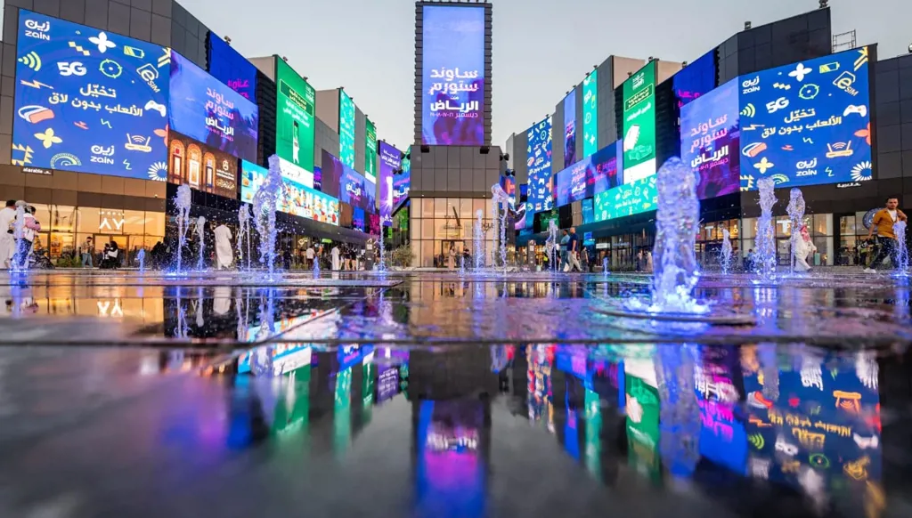 موسم الرياض 2025-2024: حافز للتنمية وتنويع الاقتصاد السعودي