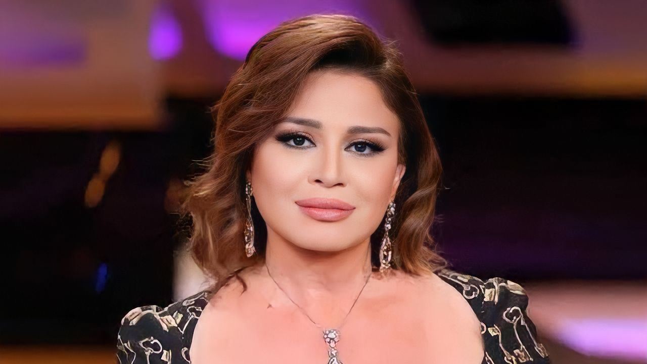 اتهمته بخلق عداوات بين البشر... إلهام شاهين ترفض تقديم سيرة الشعراوي في عمل مسرحي