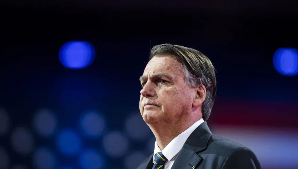 بولسونارو يخضع لعملية جراحية