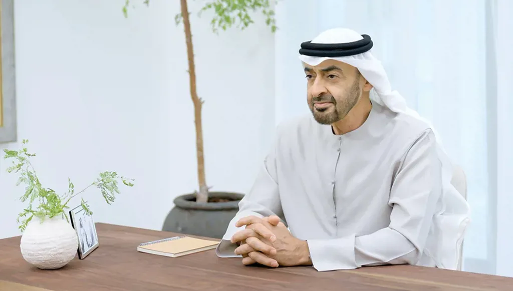 بن زايد مهنئاً بعيد الفطر: إلى أبناء الإمارات وكل من يعتبر الإمارات وطناً كل عام وأنتم بخير
