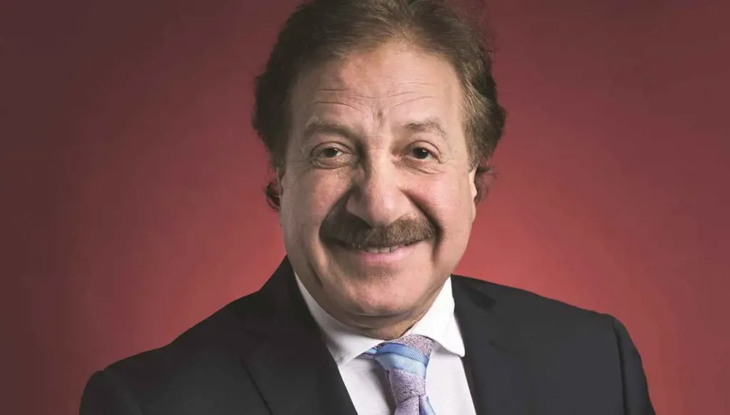 محمد المنصور... قامة خليجية تعانق أصالة المسرح وصناعة الذاكرة العربية
