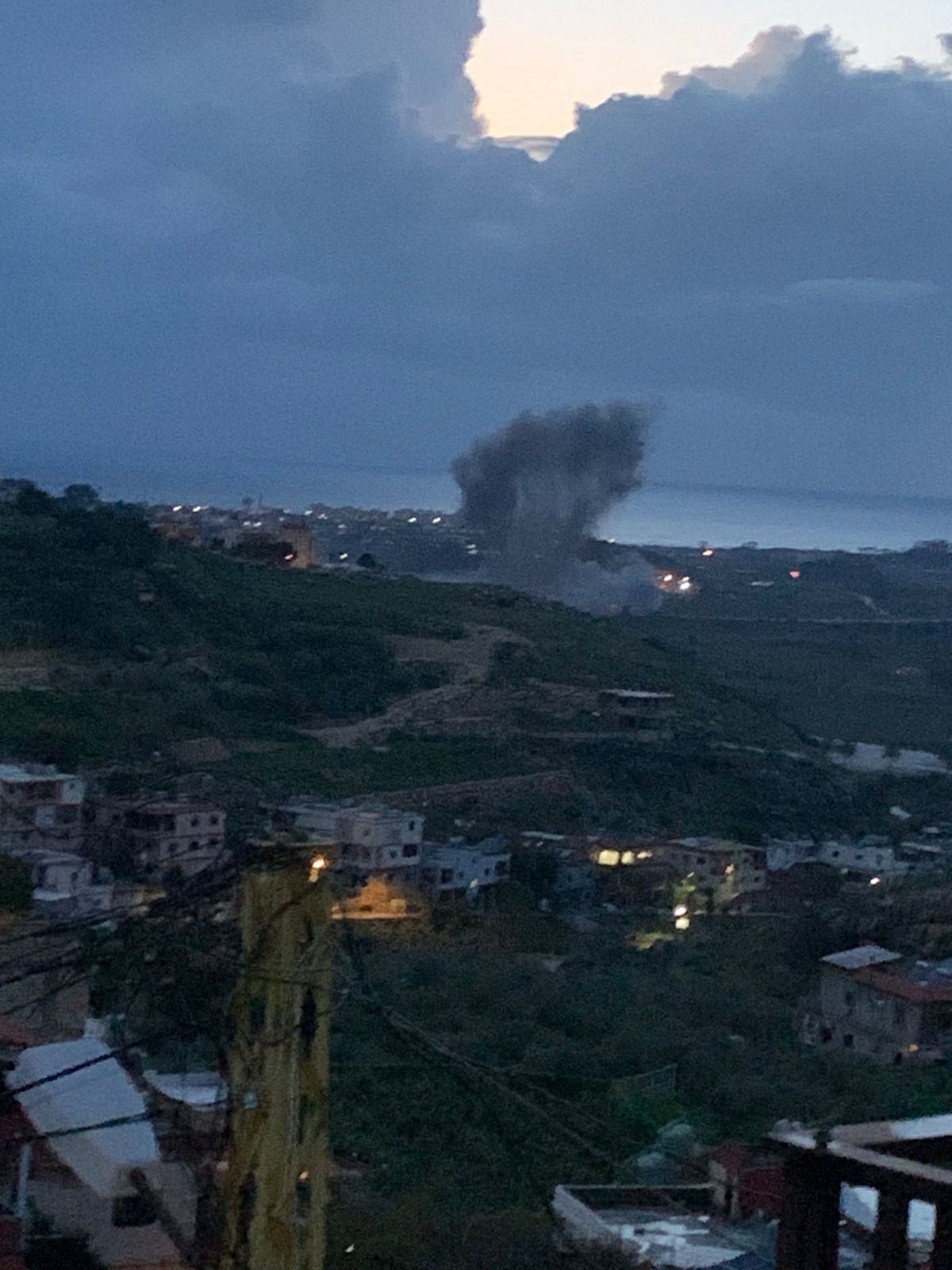 استهداف جسر القاسمية (إكس).