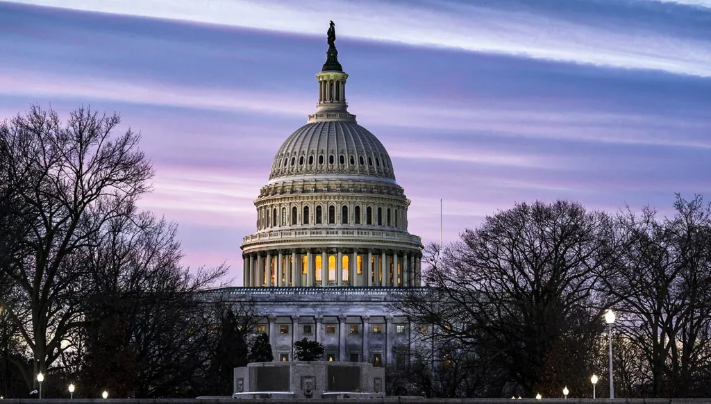 واشنطن تتهم كوريا الشمالية بدس عمال في شركات أميركية لابتزاز أموال لشراء أسلحة