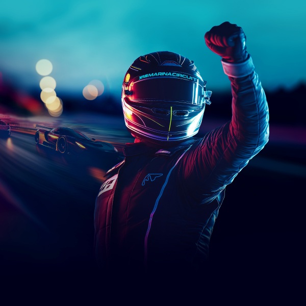 حلبة مرسى ياس تعلن انطلاقة موسم سباقات السيارات. (وكالات)