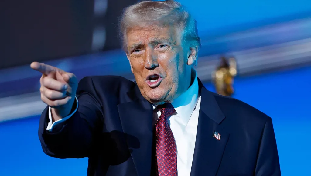 ترامب يحث وزارة العدل على فضح متورطين بقضية إبستين