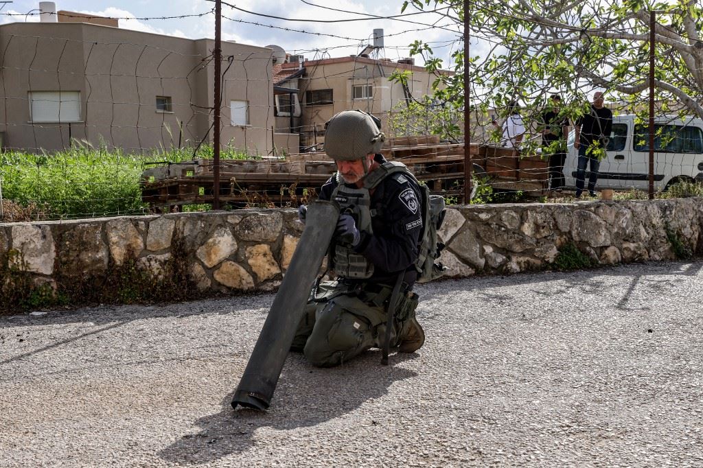 مسؤول في "فتح" لـ"النهار": لا علاقة للفصائل الفلسطينية البارزة بإطلاق الصواريخ