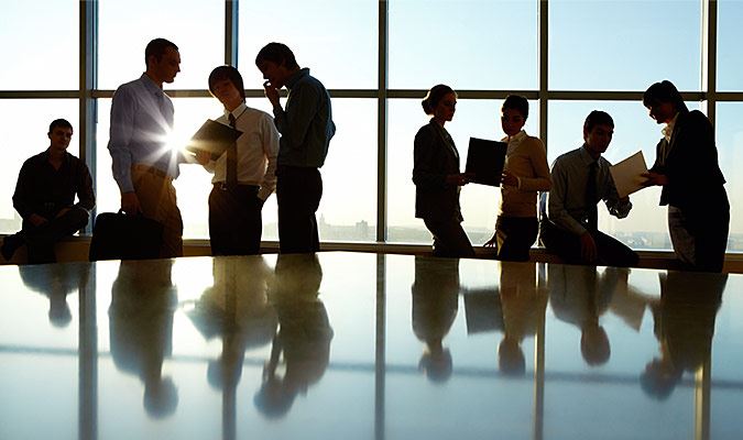 مفاهيم العمل والإنتاجية تغيّرت... تحديث القانون معلّق ولبنان مهدّد!