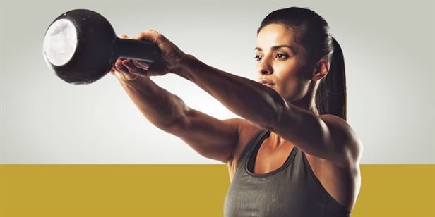 تمارين رفع الأثقال: 5 فوائد صحيّة للمرأة