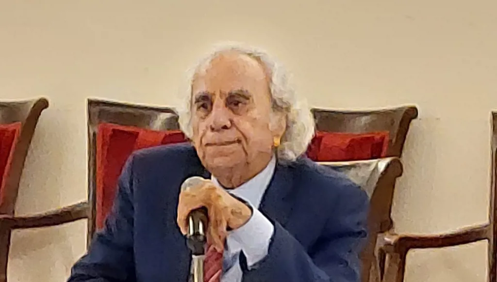 هنري زغيب… حين يسير التراث على قدمين