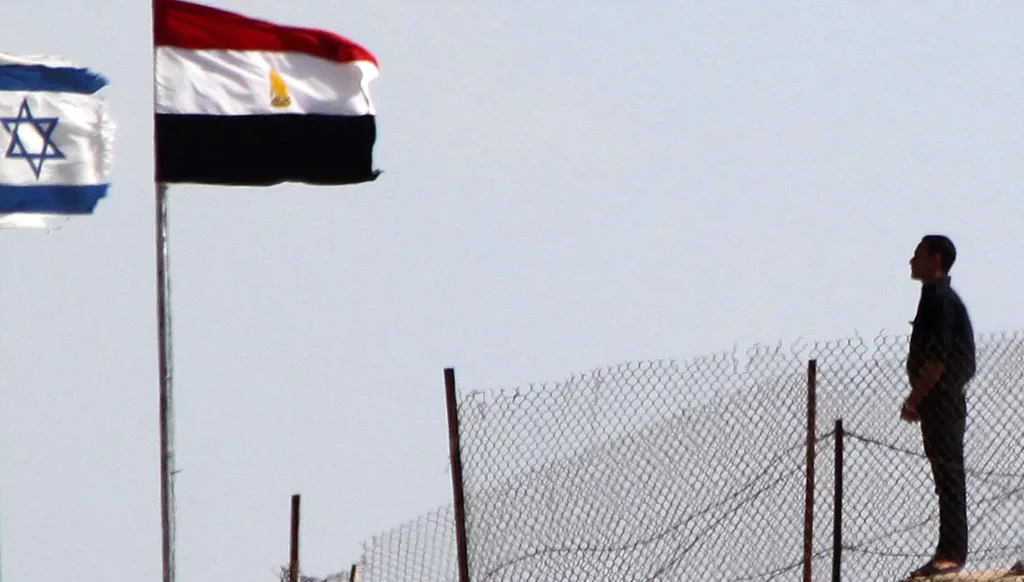 تعزيز أمني ملحوظ... إسرائيل تحوّل حدودها مع مصر إلى منطقة ‏عسكرية "مُغلقة"