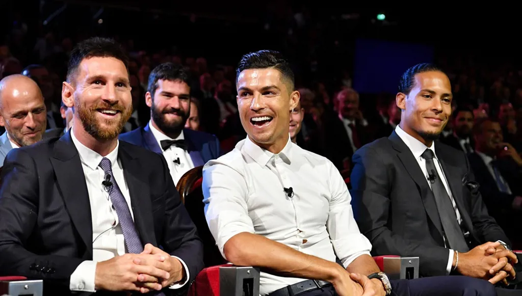 ترامب ورونالدو وميسي على الخط (فيديو)