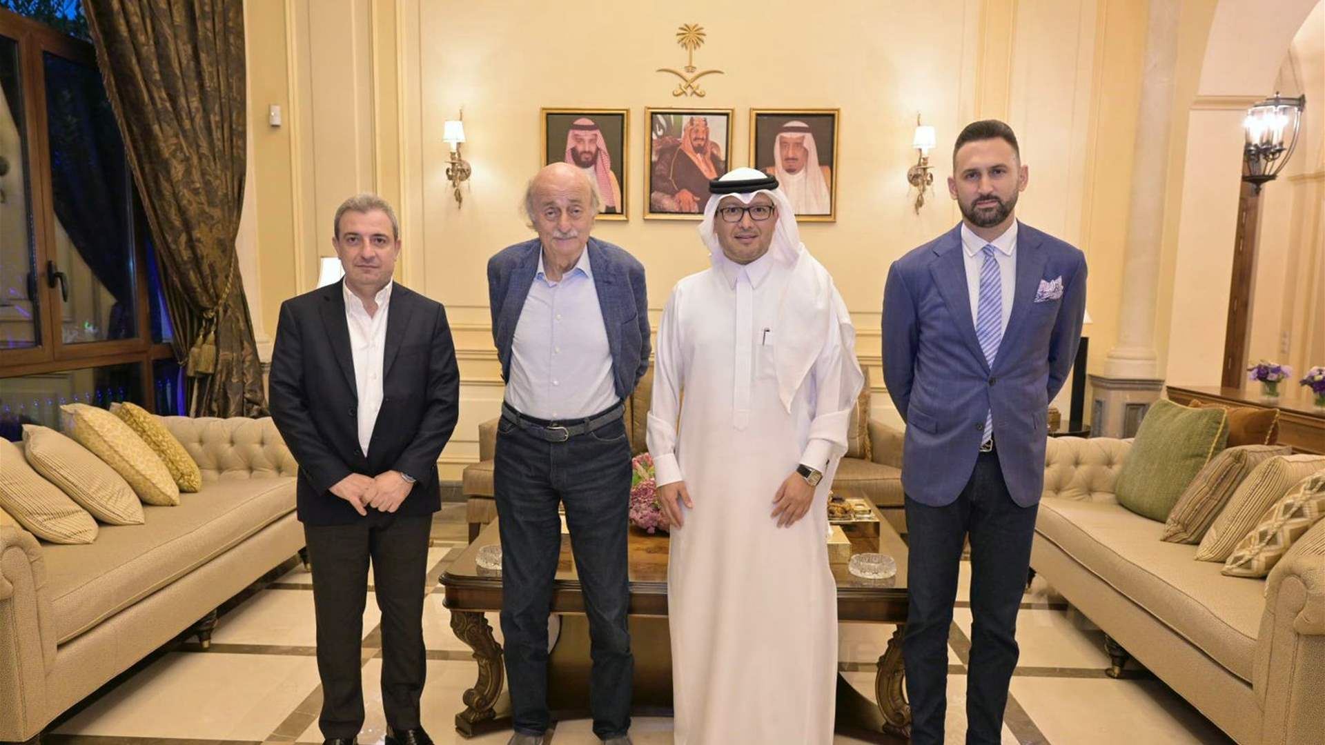 السفير السعودي التقى وليد وتيمور جنبلاط