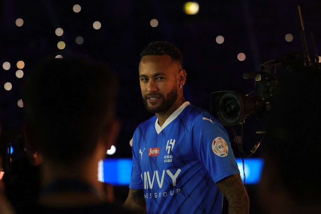 صدمة للهلال السعودي... نيمار يعاني من إصابة