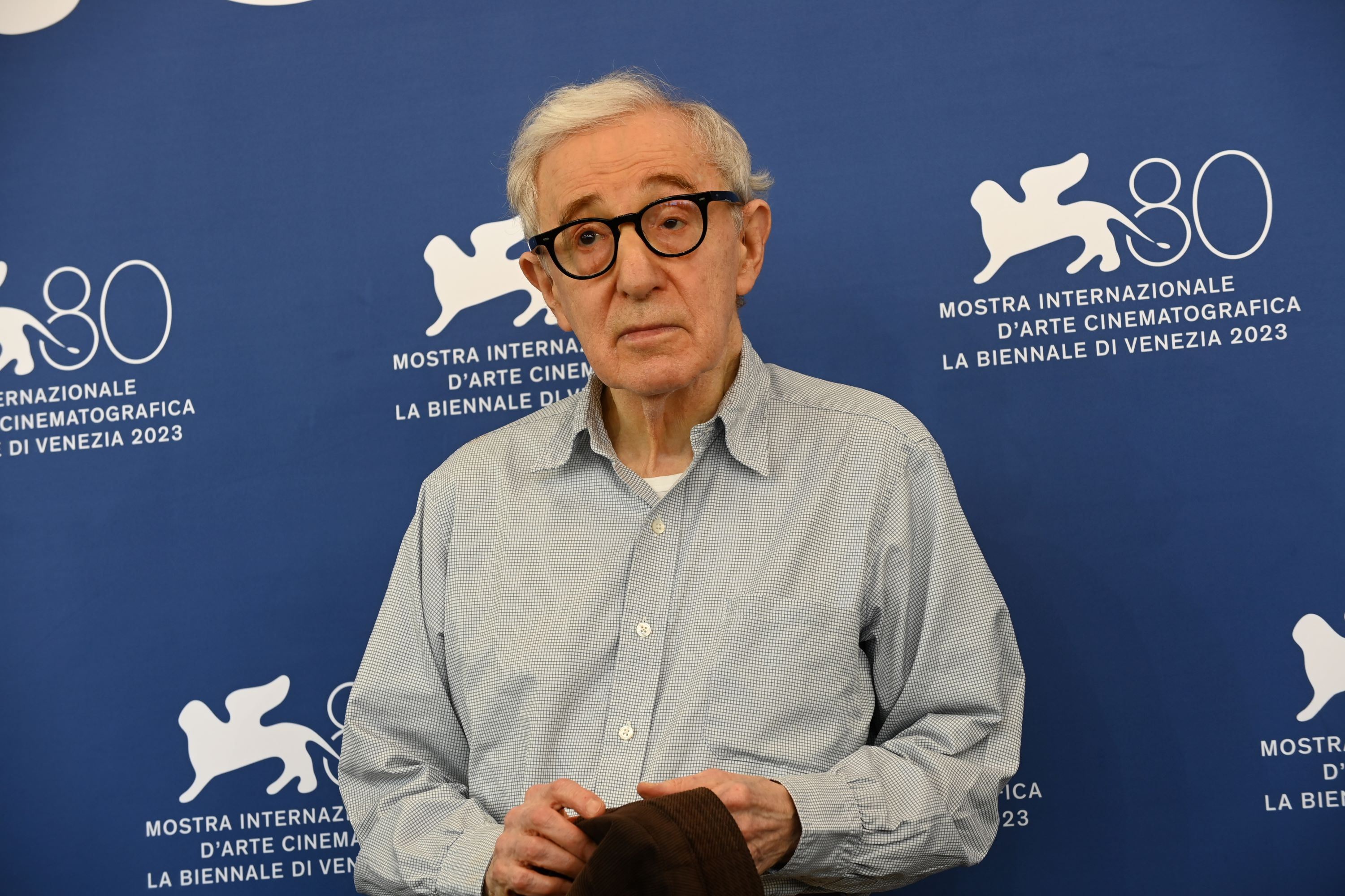 مهرجان البندقية فتح أبوابه للمخرج المنبوذ: 
وودي آلن أميركيٌ في باريس