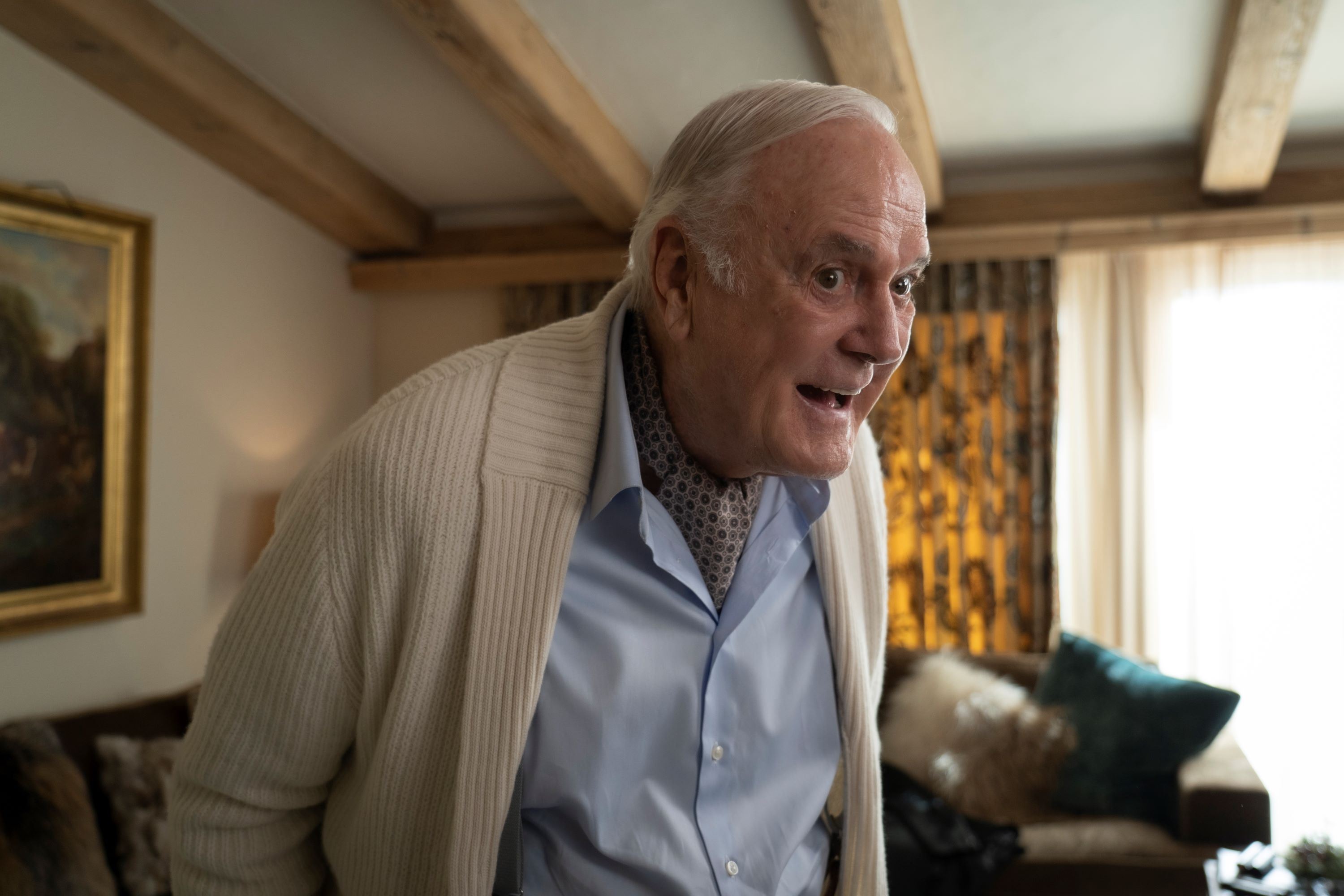 البندقية 80 - "القصر" لبولانسكي: الثري الطريف هو الثري الميت!