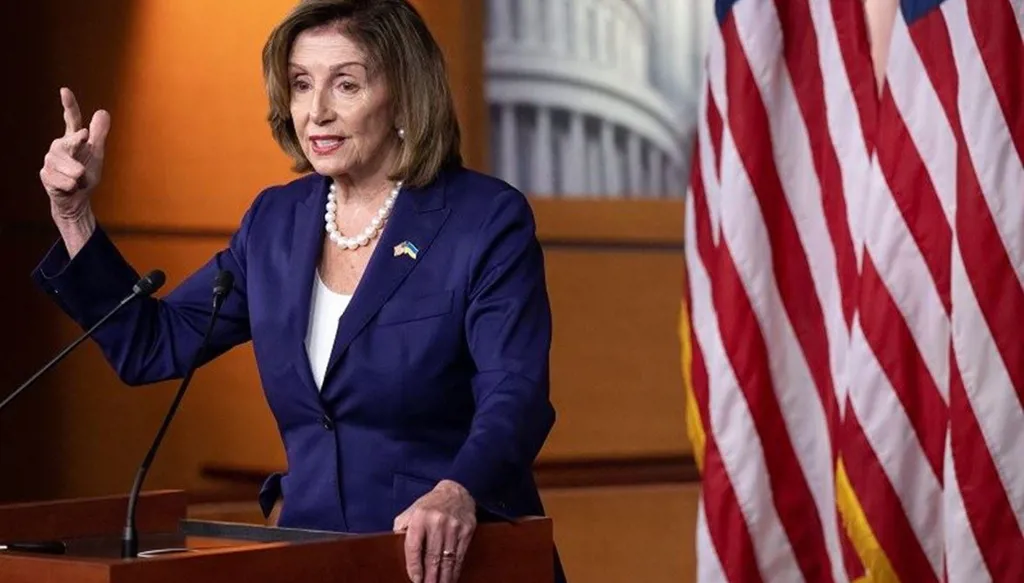 بيلوسي: ترامب لم يقدّم خطة ولا مبرراً للدخول في حرب مع إيران