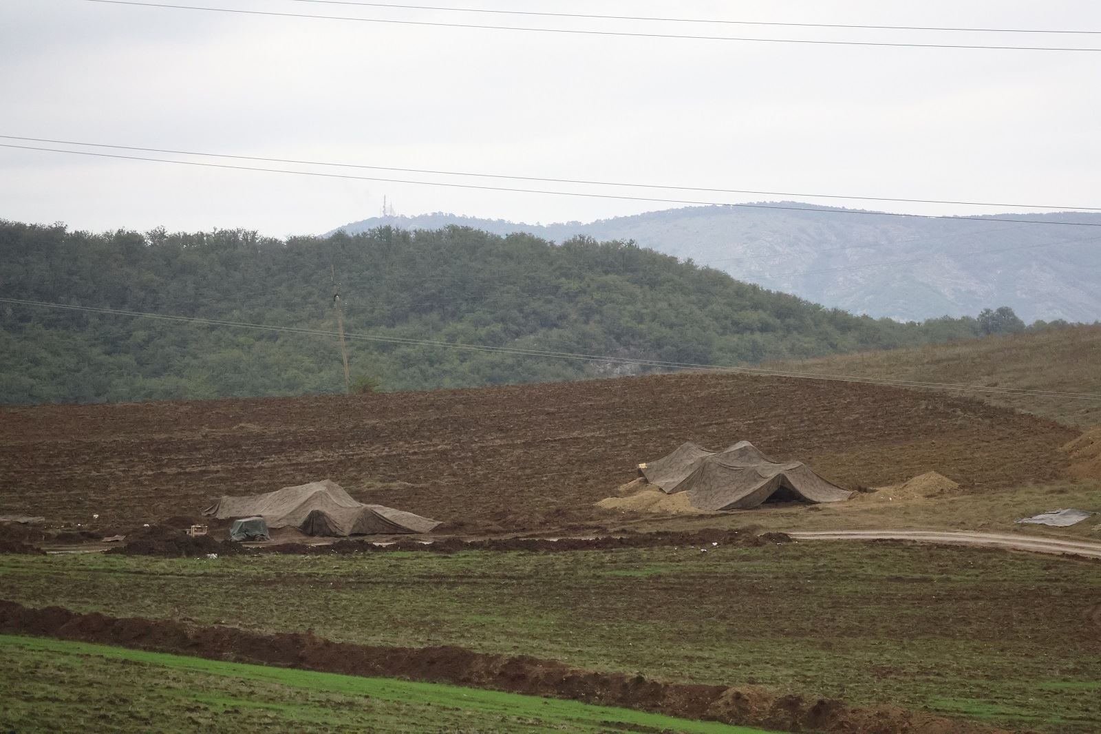 "رويترز": أوّل قافلة مساعدات من الصليب الأحمر تتّجه إلى كراباخ منذ سيطرة أذربيجان