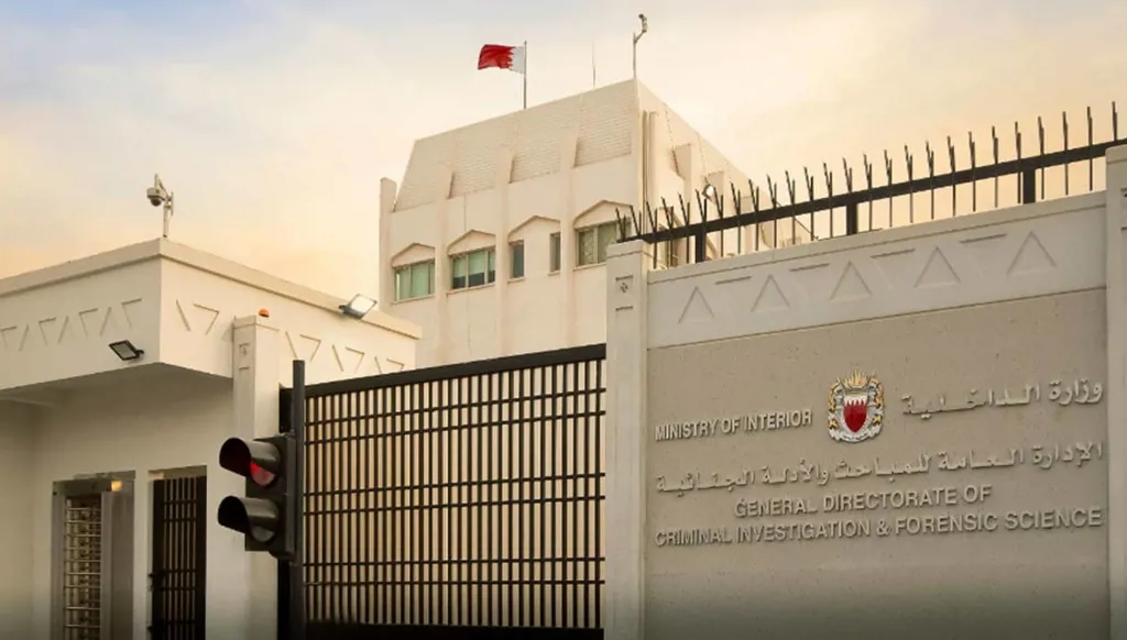 الكويت تعترض مسيّرات أطلقت من إيران... والبحرين تُفعّل صافرات الإنذار