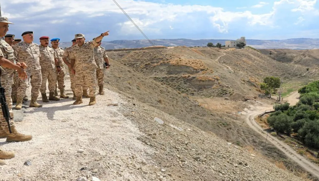الجيش الأردني: اعترضنا 261 صاروخاً ومسيّرة أطلقتها إيران نحو الأردن