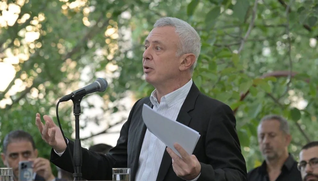 هل يُعلن سليمان فرنجية الأربعاء انسحابه من السباق الرئاسي؟