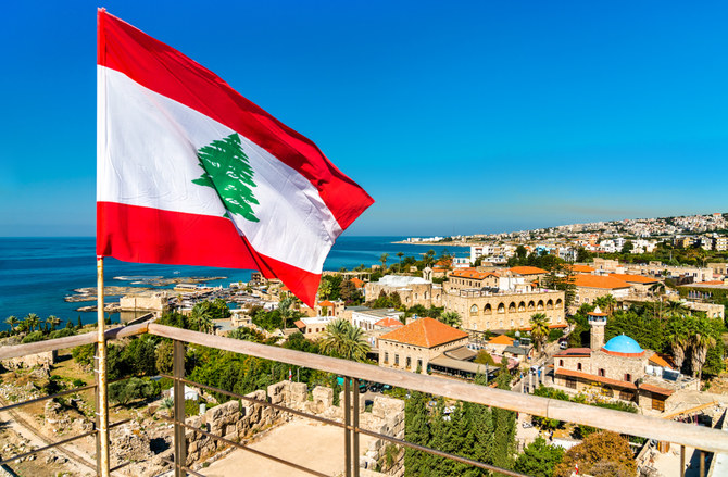 علم لبنان (مواقع).