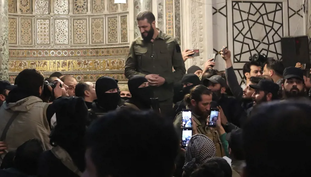 تعرفوا على قصة المكافأة الأميركية لاعتقال الجولاني... من لحظة إعلانها وحتى إلغائها