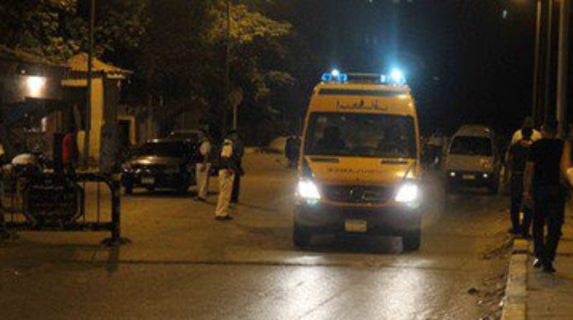 الدفاع المدني ينقل الجثة (مواقع التواصل)