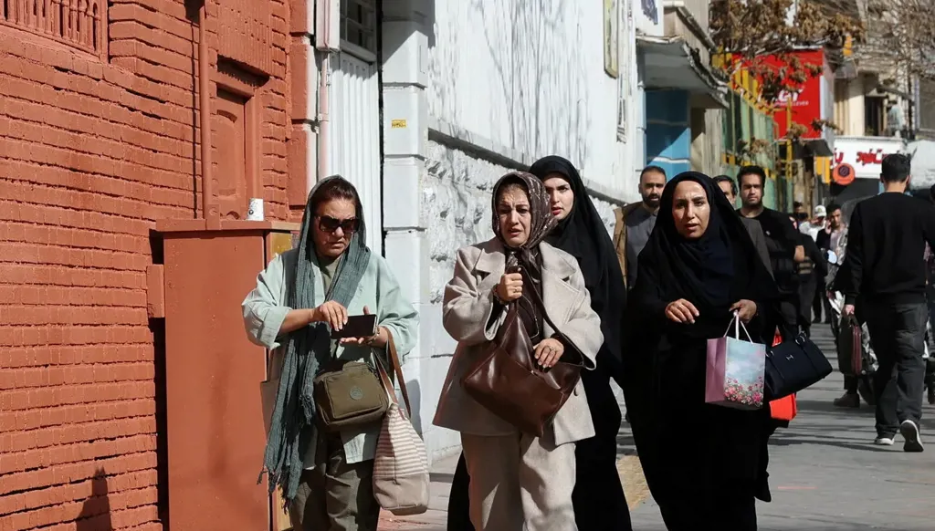 مسؤول إسرائيلي: نعمل على حث الإيرانيين على النزول إلى الشوارع احتجاجاً على النظام