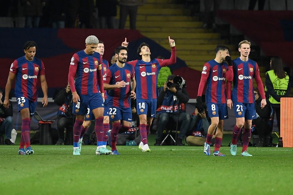 برشلونة يقلب الطاولة على بورتو ويبلغ دور الـ16 في دوري أبطال أوروبا