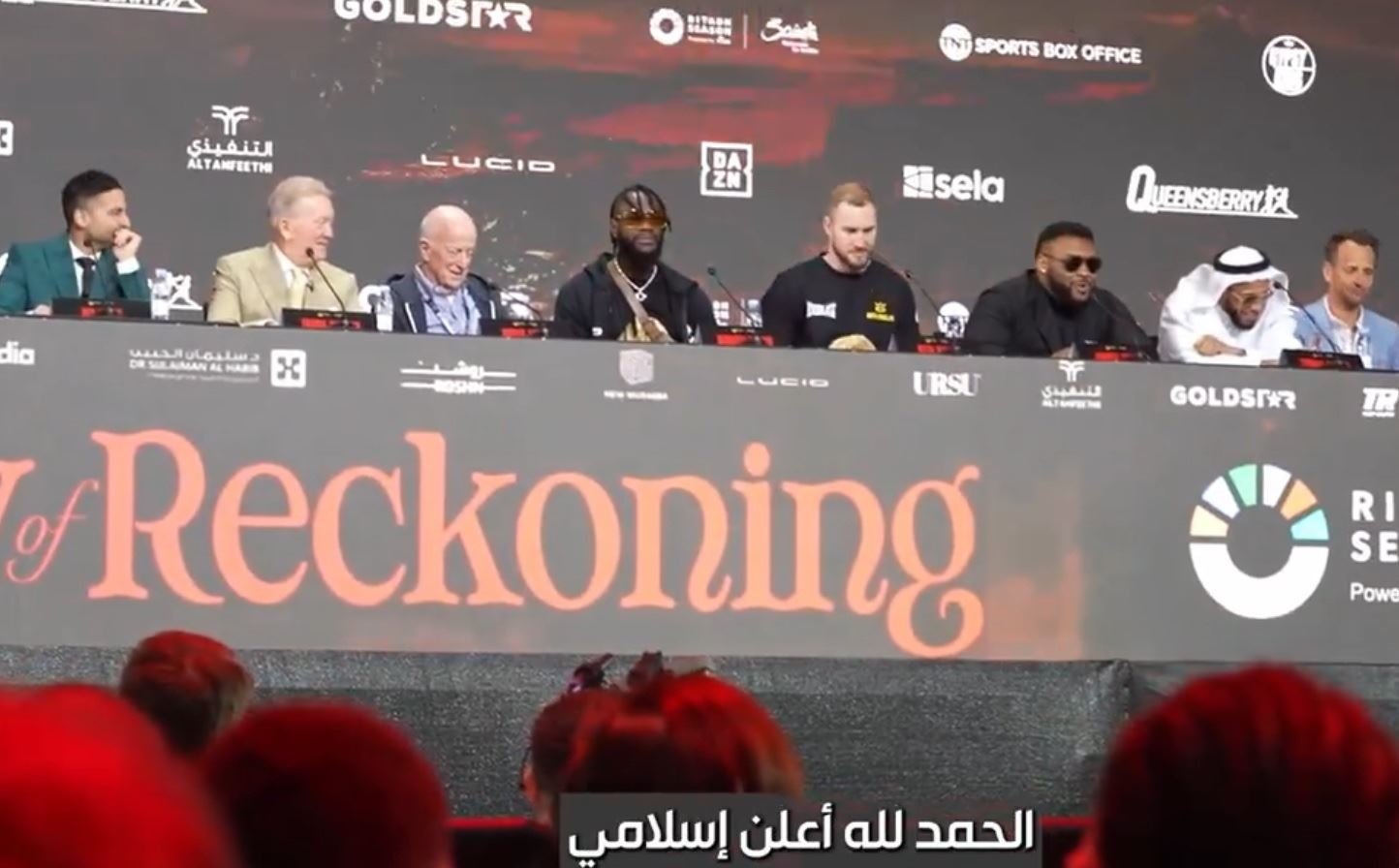 في السعودية... ملاكم أميركي يُعلن إسلامه (فيديو)