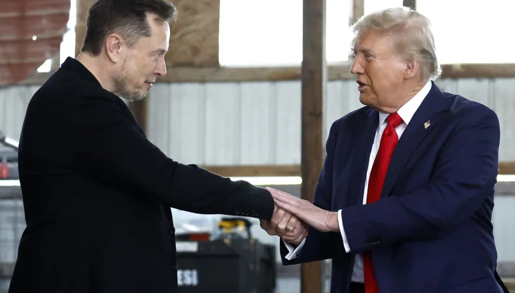 صفقة أراضٍ بين "سبيس إكس" والحكومة الأميركية تثير جدلاً واسعاً!