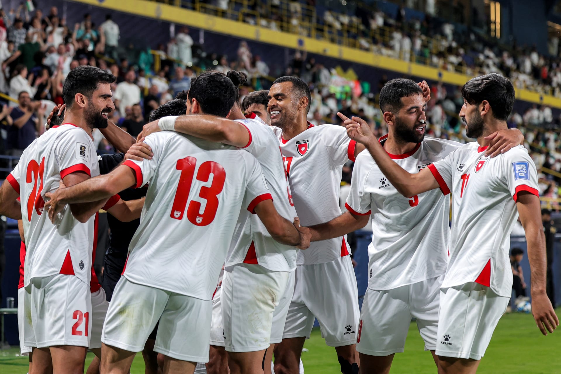لاعبو الأردن.