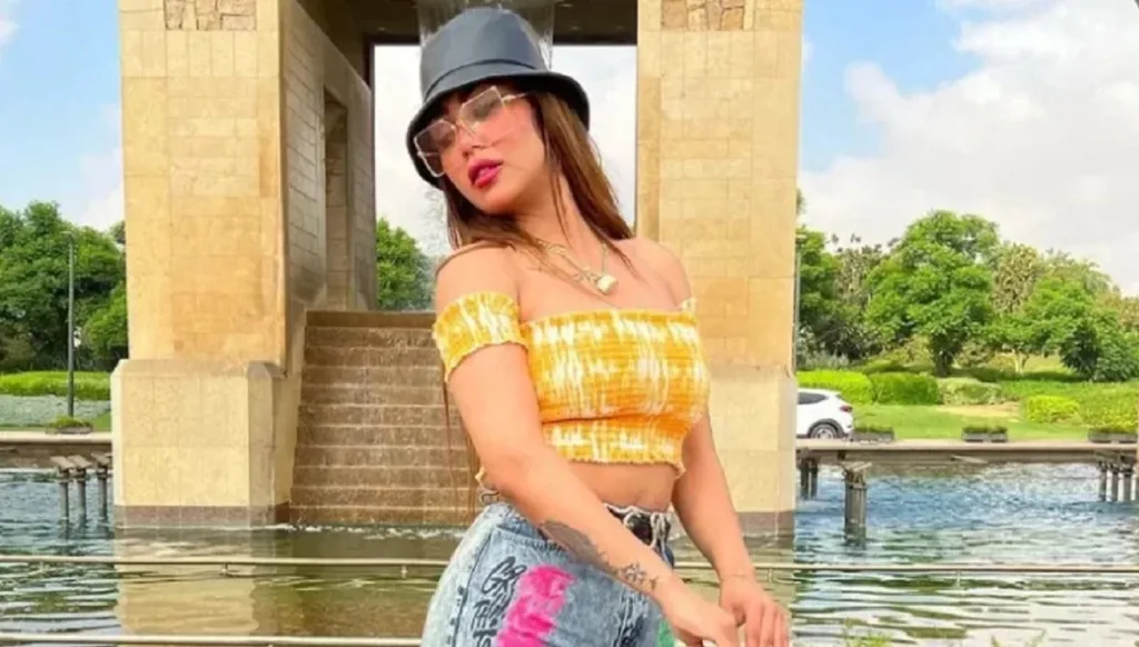 ما جديد قضية البلوغر هدير عبدالرازق بعد نشرها "فيديوهات خادشة"؟