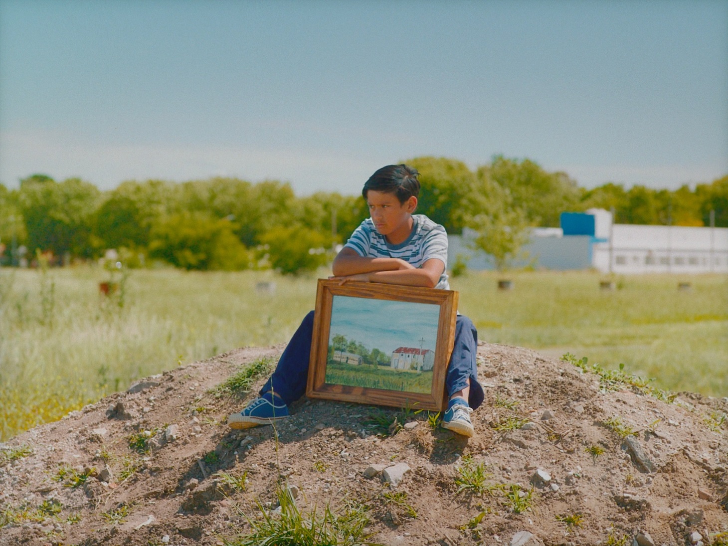 التعرف على ما هو أكبر وأوسع وأعظم.