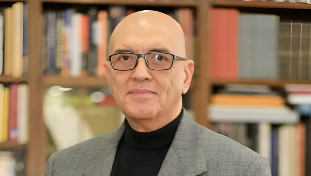 محمد سلماوي "شخصية العام الثقافية" في معرض الشارقة الدولي للكتاب 2025