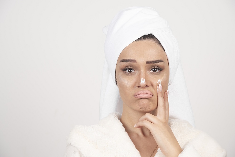 ظهور البشرة الدهنية بسبب تخطي وجبة الفطور