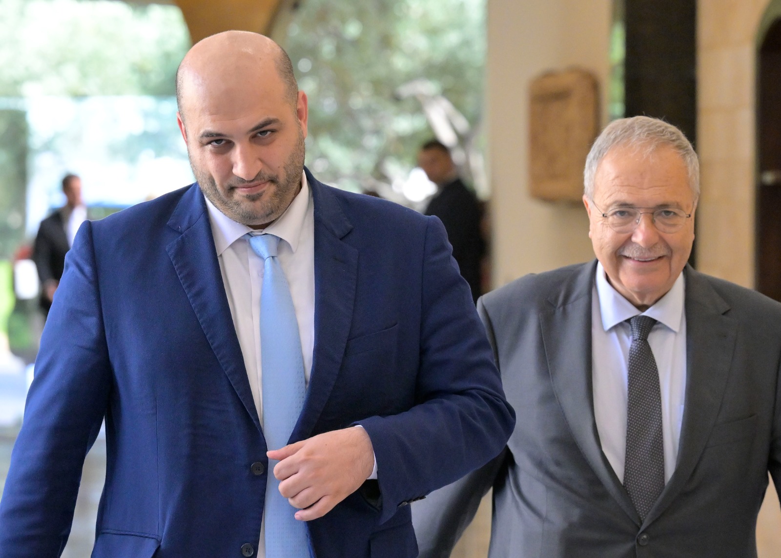 لحظة وصول الوزراء الى قصر بعبدا (حسام شبارو)